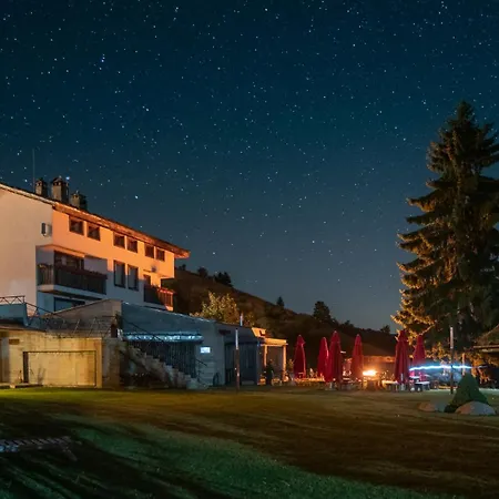 Хотел Гела Gela